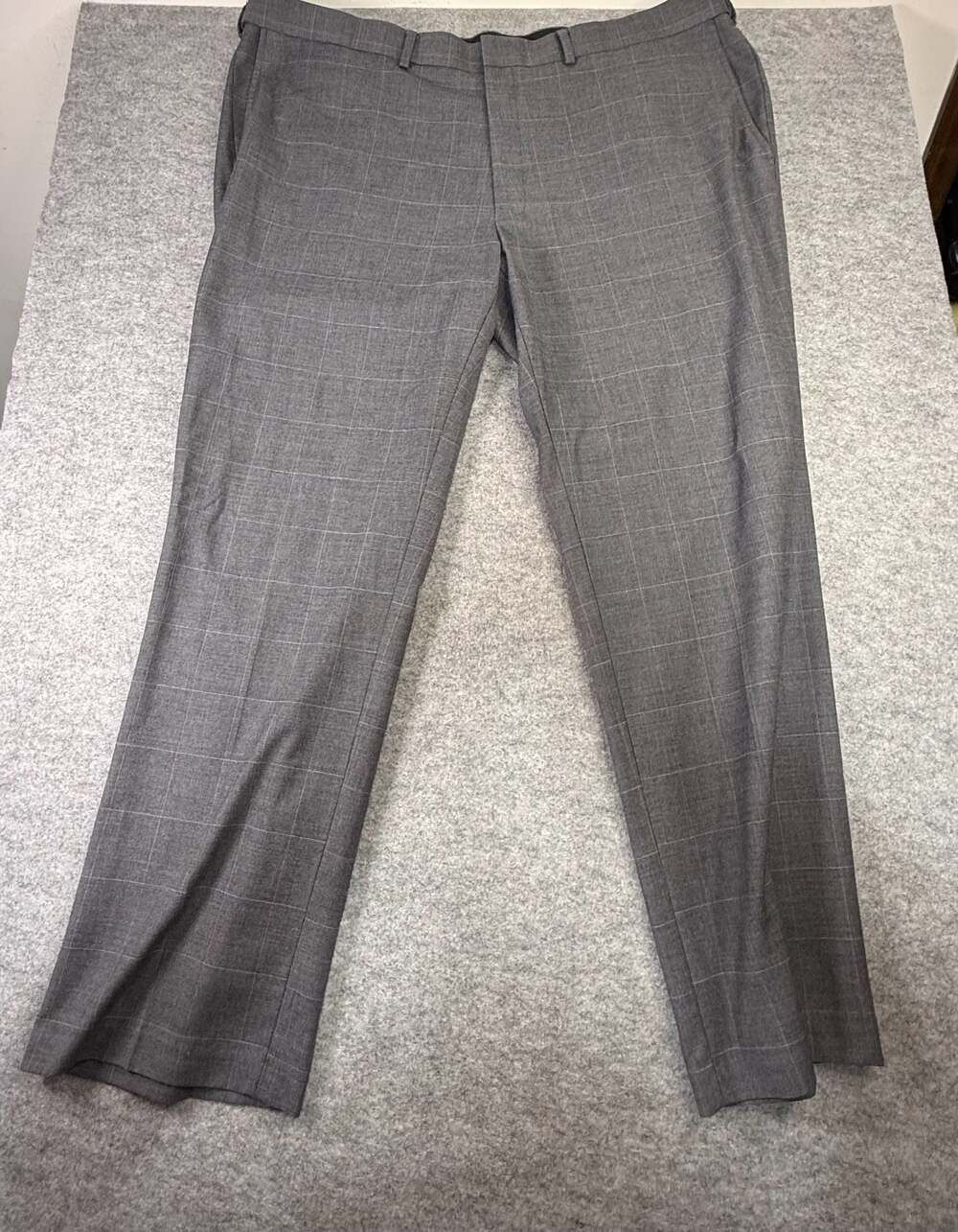 Saddlebred Men's Gray Plaid Dress Pants 42W x 30L